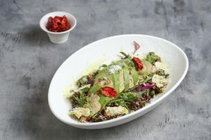 Chicken and avocado salad